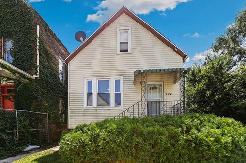 227 154th Pl, Calumet City, IL, 60409-4607 | Card Image