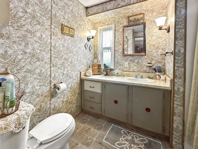Main bathroom | Image 15