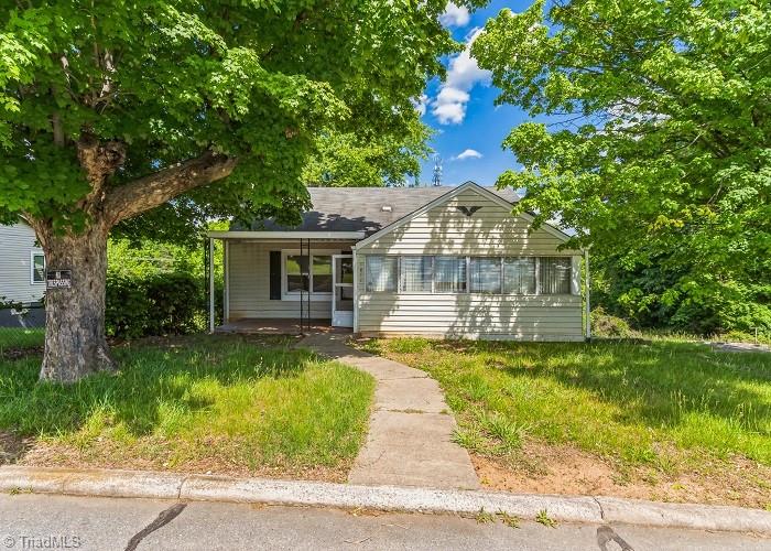 Lane St, Reidsville, NC 27320