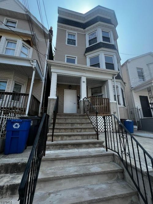 81 2nd St, Newark, NJ, 07107-4455 | Card Image