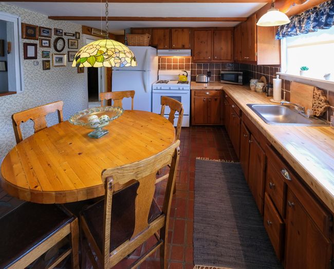 761 Main St, House other with 6 bedrooms, 2 bathrooms and null parking in Proctorsville VT | Image 6
