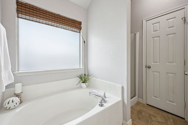 8808 Eastwood Ave, House other with 3 bedrooms, 3 bathrooms and null parking in Cross Roads TX | Image 33