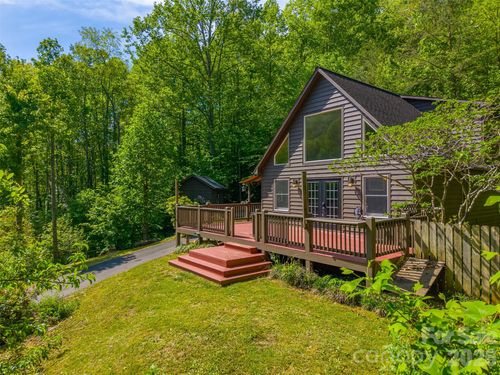 110 Wyoming Dr, Sylva, NC, 28779-8406 | Card Image
