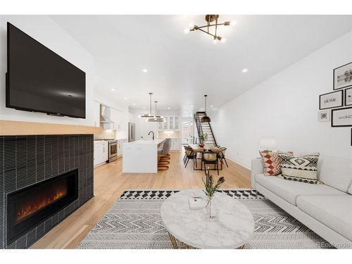 4227 Mariposa St, Denver, CO, 80211-2530 | Card Image