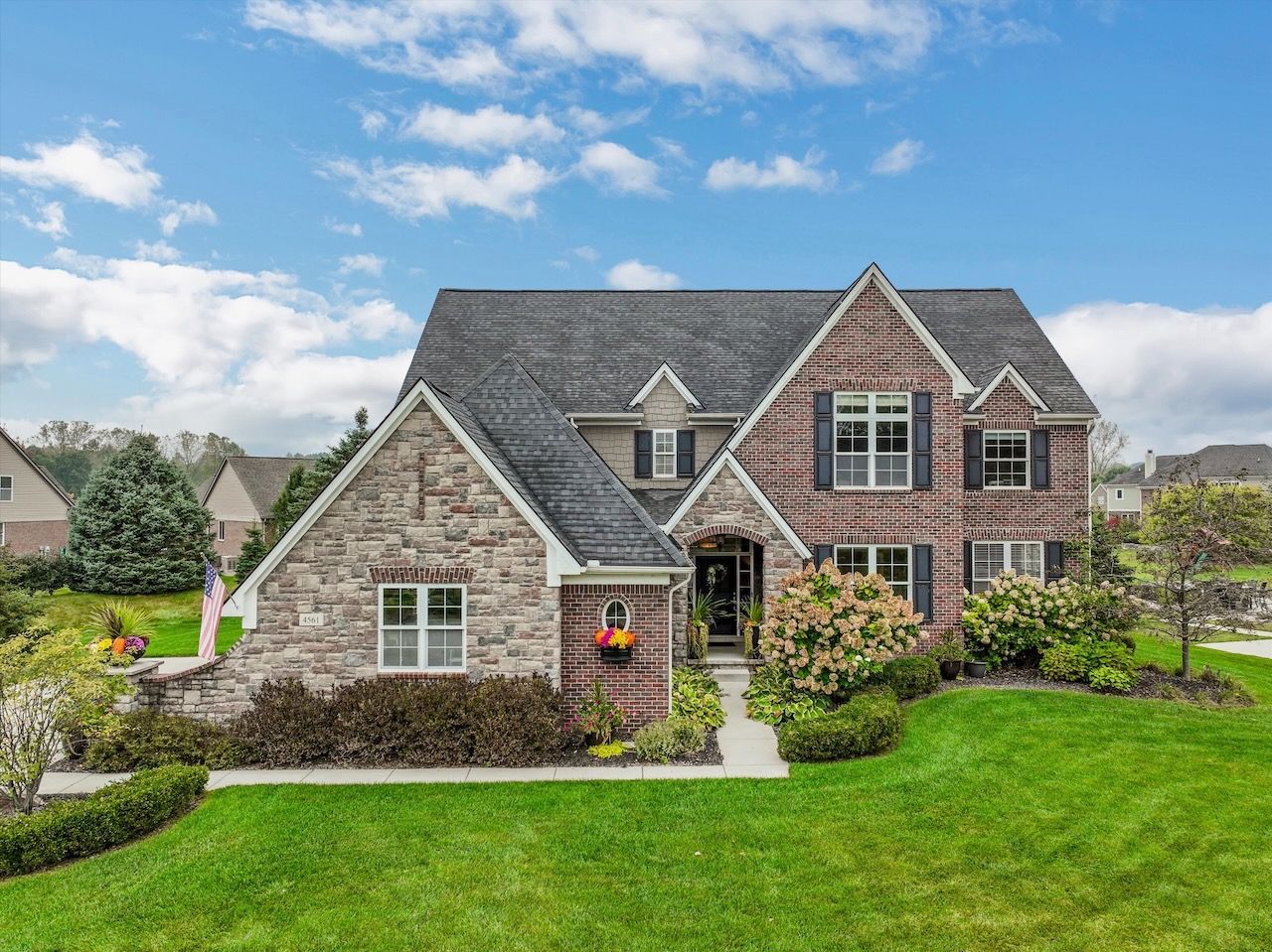 Oakhurst Ridge Rd, Clarkston, MI 48348