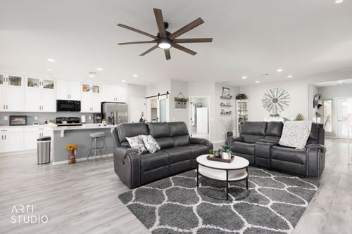 1305 Bull Whip Pt, Mesquite, NV, 89034-1039 | Card Image