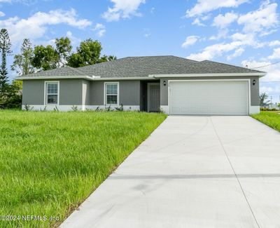 126 Ne 20 Th Ter Terrace, House other with 4 bedrooms, 2 bathrooms and null parking in Cape Coral FL | Image 1