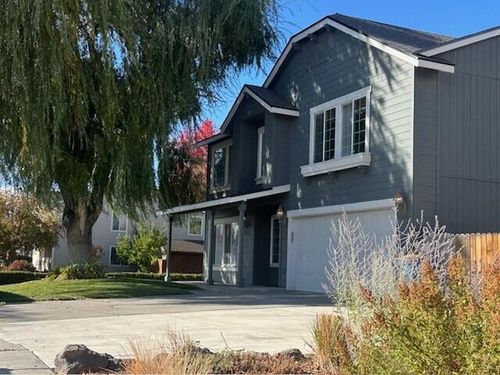 1451 Nw Spruce Ct, Redmond, OR, 97756-1252 | Card Image