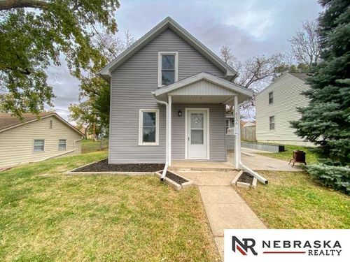 8036 Maywood St, Ralston, NE, 68127-3730 | Card Image