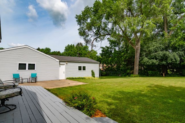2142 Hawthorne Ln, House other with 3 bedrooms, 2 bathrooms and 12 parking in WAUKEGAN IL | Image 30