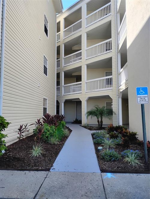 apt-17107-6817 Stones Throw Cir N, St Petersburg, FL, 33710-8725 | Card Image