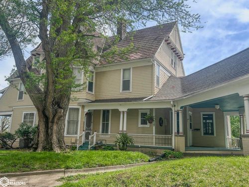 322 N 18th St, Clarinda, IA, 51632-1521 | Card Image