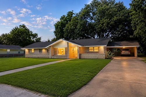 804 Merry, Wharton, TX, 77488 | Card Image