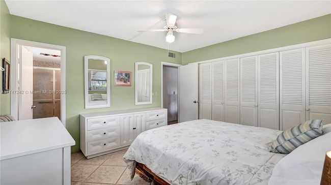 APT-103 - 1101 Hillcrest Ct, Condo with 2 bedrooms, 2 bathrooms and null parking in Hollywood FL | Image 18