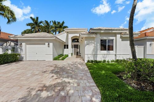 14525 Nw 88th Ave, Miami Lakes, FL, 33018-8035 | Card Image