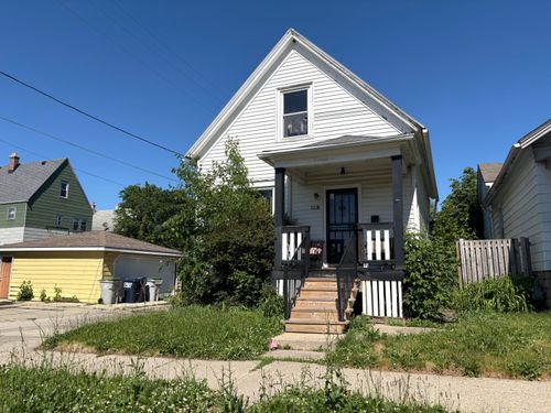 1438 N 26th St, Milwaukee, WI, 53205-1821 | Card Image
