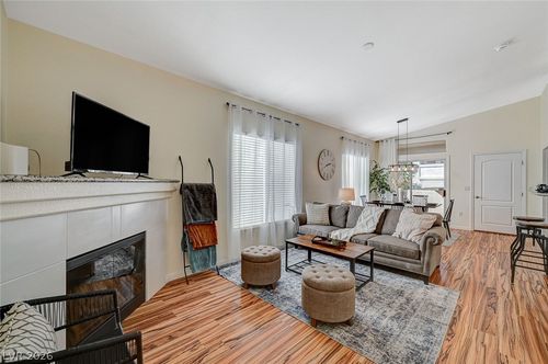 203-3351 Indian Shadow St, Las Vegas, NV, 89129-8631 | Card Image