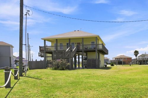 2426 Sand Bar Ln, Crystal Beach, TX, 77650 | Card Image