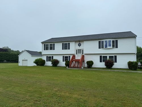 99 Spring St, Rehoboth, MA, 02769-2404 | Card Image