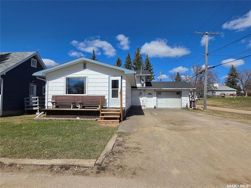 725 2nd Avenue, Raymore, SK, S0A3J0 | Card Image