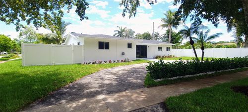 1400 Se 8th Ave, Deerfield Beach, FL, 33441-7207 | Card Image