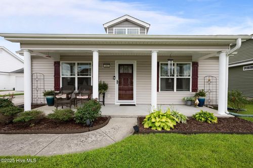 102 Bandon Dr, New Bern, NC, 28562-2300 | Card Image