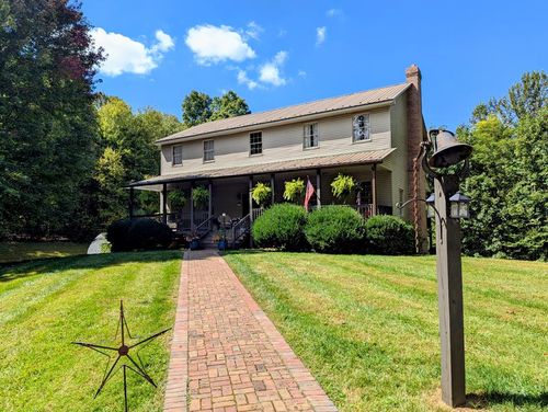 1705 Barberry Rd Se, Floyd, VA, 24091-4199 | Card Image