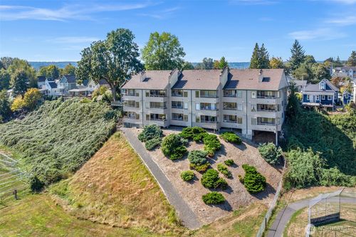 apt-105-101 Pine Ave, Snohomish, WA, 98290-3058 | Card Image