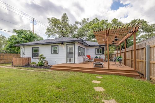 501 W 17th St, Houston, TX, 77008-3631 | Card Image