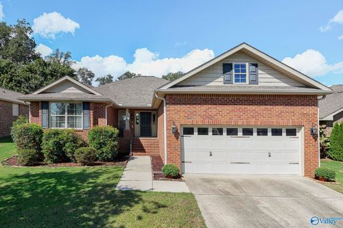 6807 Wintercrest Way Se, Owens Cross Roads, AL, 35763-8820 | Card Image