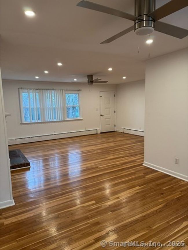71 Schiller Rd, House other with 3 bedrooms, 2 bathrooms and null parking in Fairfield CT | Image 13