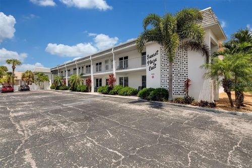 apt-9-680 71st Ave, ST PETE BEACH, FL, 33706-3664 | Card Image