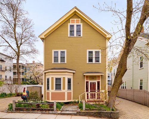 b-13 Hubbard St, Boston, MA, 02130-2211 | Card Image