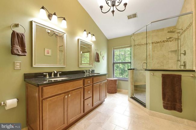 1249 Wild Hawthorn Way, Townhouse with 3 bedrooms, 4 bathrooms and null parking in RESTON VA | Image 22