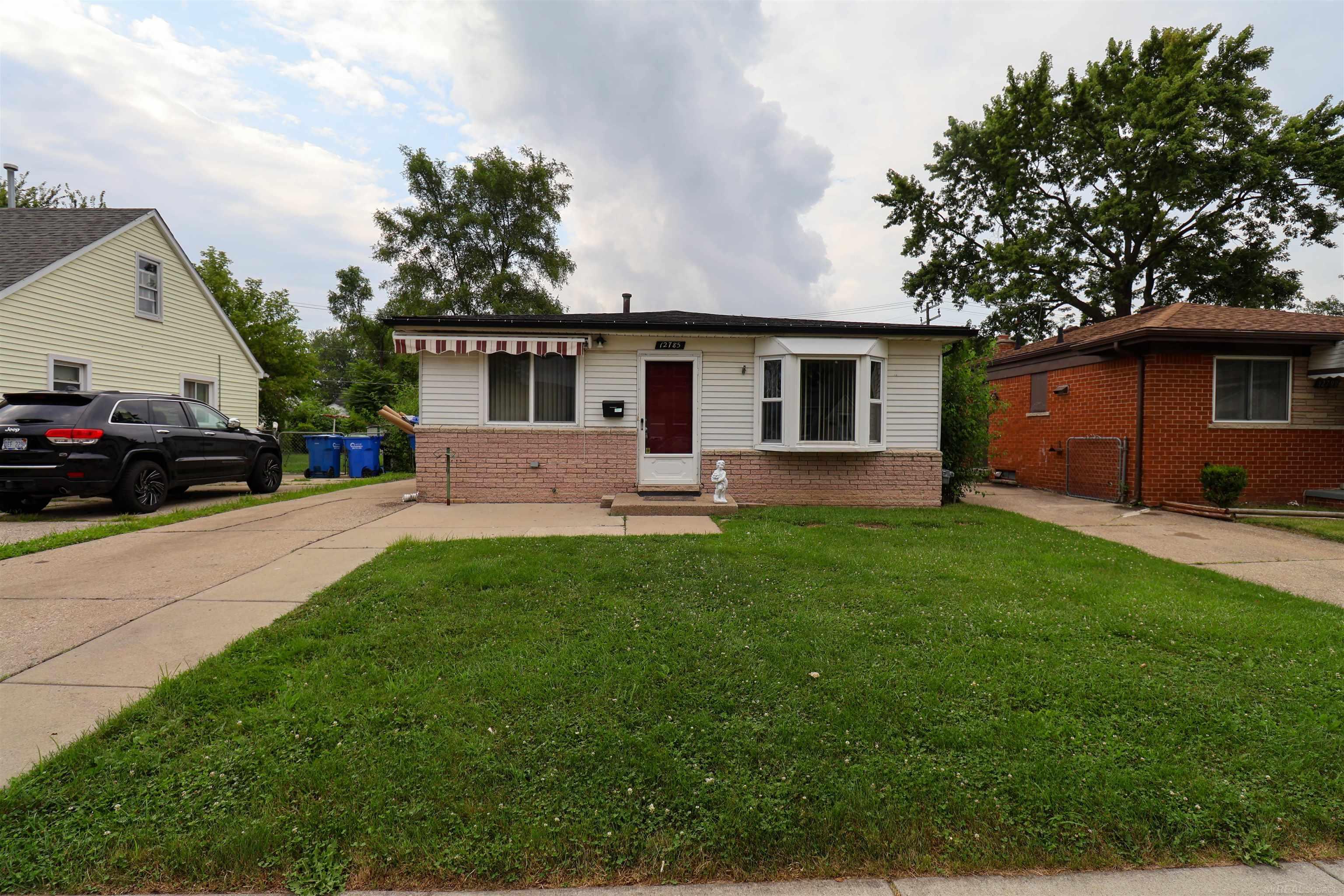 Georgiana Ave, Warren, MI 48089
