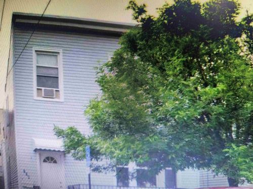 apt-2a-124 69th St, Guttenberg, NJ, 07093-3340 | Card Image