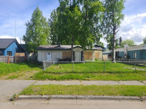 1403 Nelchina St, Anchorage, AK, 99501-5535 | Card Image