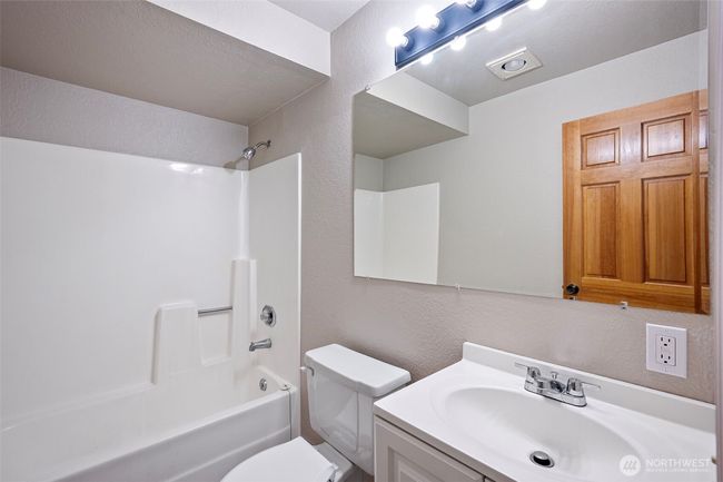 10122 50 Th Pl W, House other with 4 bedrooms, 3 bathrooms and 2 parking in Mukilteo WA | Image 10