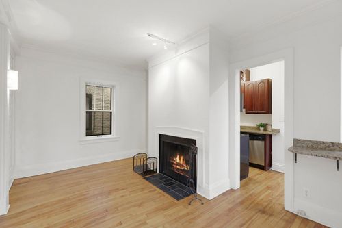 3-220 Marshall Ave, Saint Paul, MN, 55102-1851 | Card Image