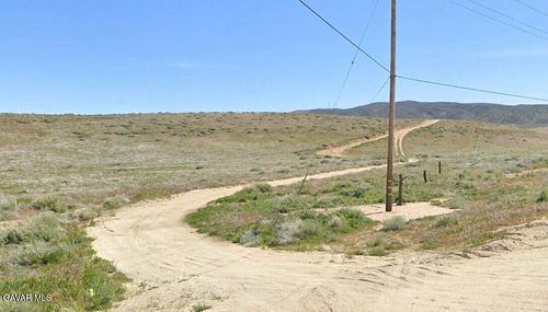 13700 E Avenue I6, Lancaster, CA, 93535 | Card Image