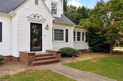 607 Maple Avenue, House other with 4 bedrooms, 2 bathrooms and null parking in Reidsville NC | Image 3