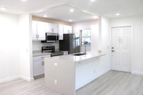 apt-a-887 North Dr, Delray Beach, FL, 33445-3057 | Card Image