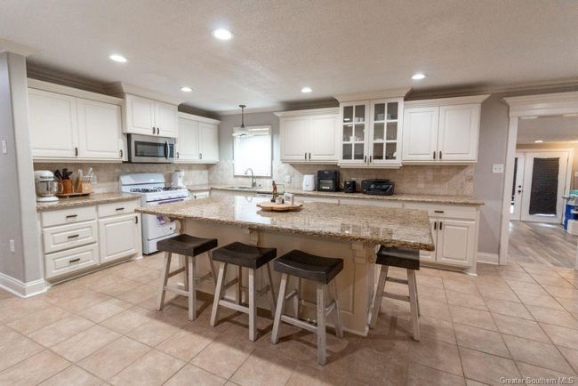 4326 Pleasant Dr, House other with 3 bedrooms, 2 bathrooms and null parking in Lake Charles LA | Image 8