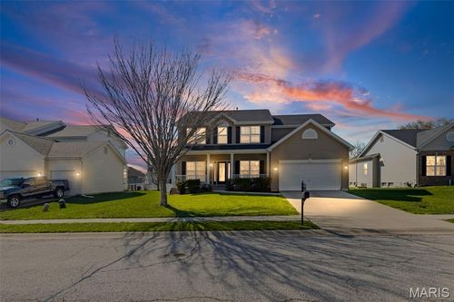 6817 Pelham Manor Dr, Fairview Heights, IL, 62208-2147 | Card Image