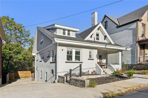 660 Southern Ave, Mt Washington, PA, 15211-2251 | Card Image