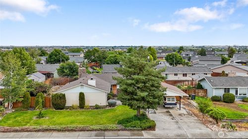 603 N Crestview Dr, Moses Lake, WA, 98837-1416 | Card Image