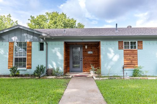 1918 Meridian Way, Garland, TX, 75040-5492 | Card Image