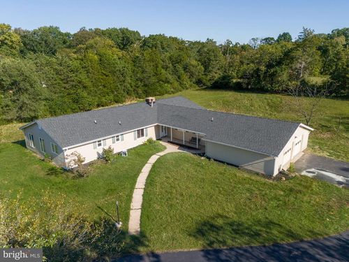 9197 Broadlands Ln, NOKESVILLE, VA, 20181-1301 | Card Image