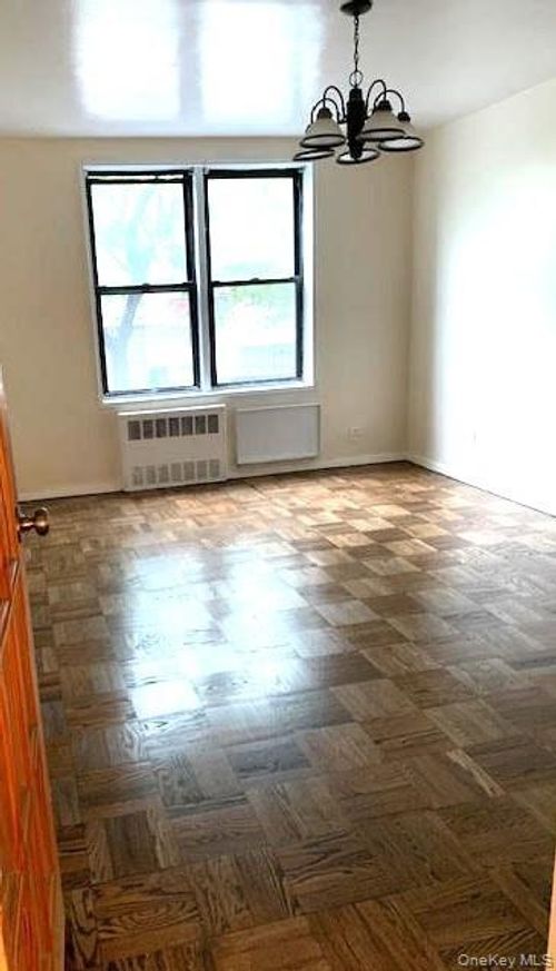 apt-2-92-29 Lamont Ave, Elmhurst, NY, 11373-2802 | Card Image