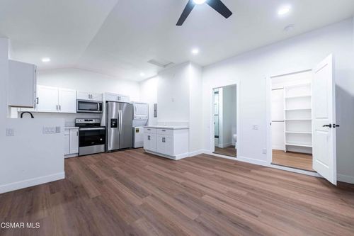 2644 Blue Ridge Cir, Simi Valley, CA, 93065-1005 | Card Image